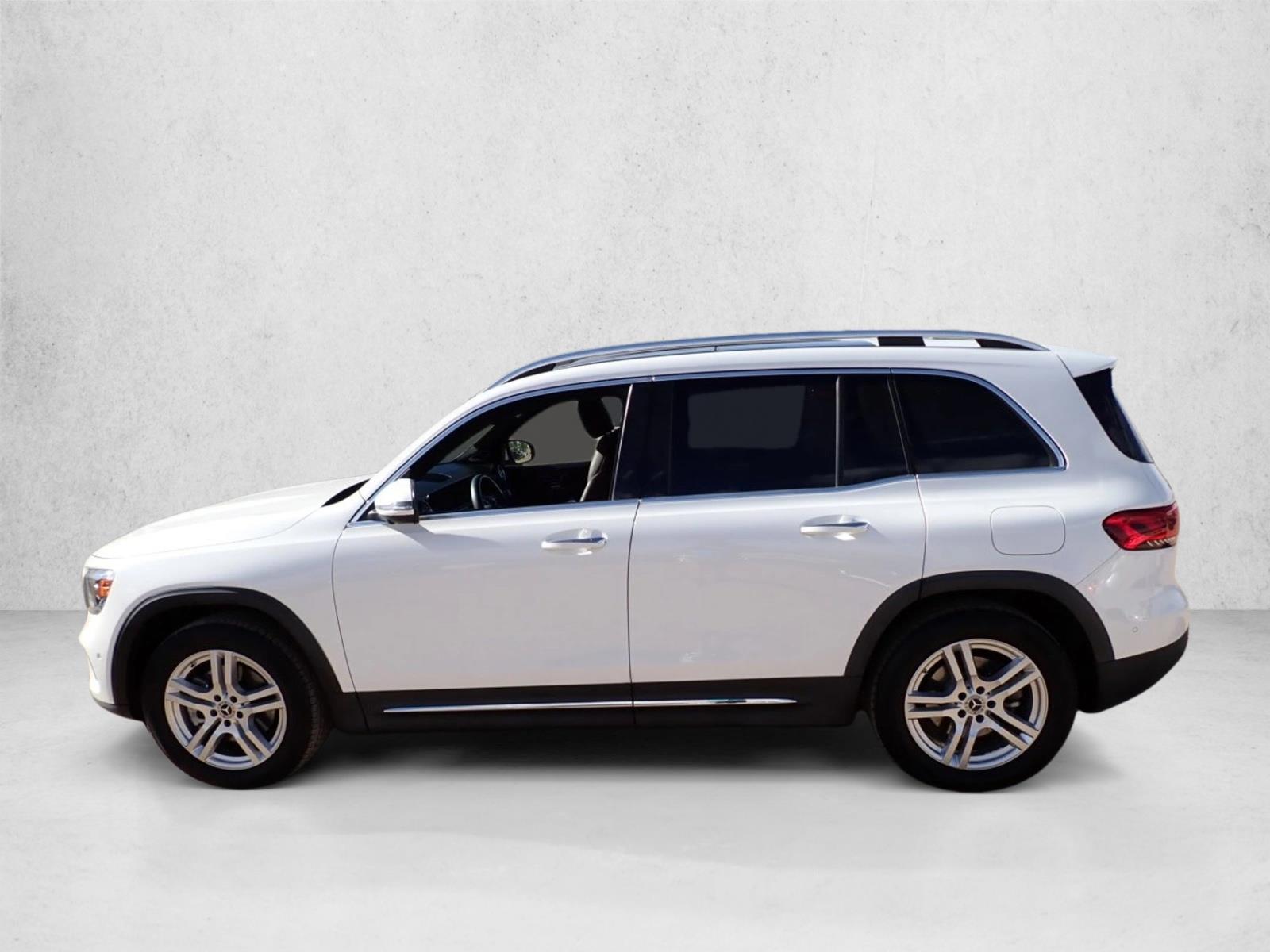 2020 Mercedes Benz GLB 250 photo 2