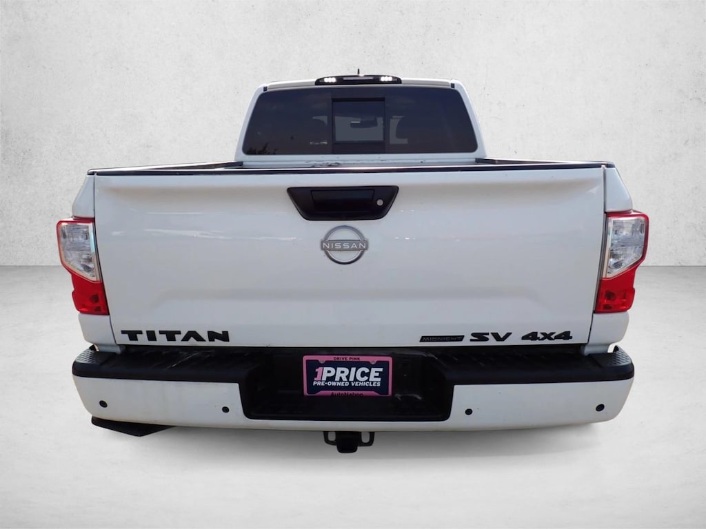 Used 2023 Nissan Titan SV Truck Crew Cab