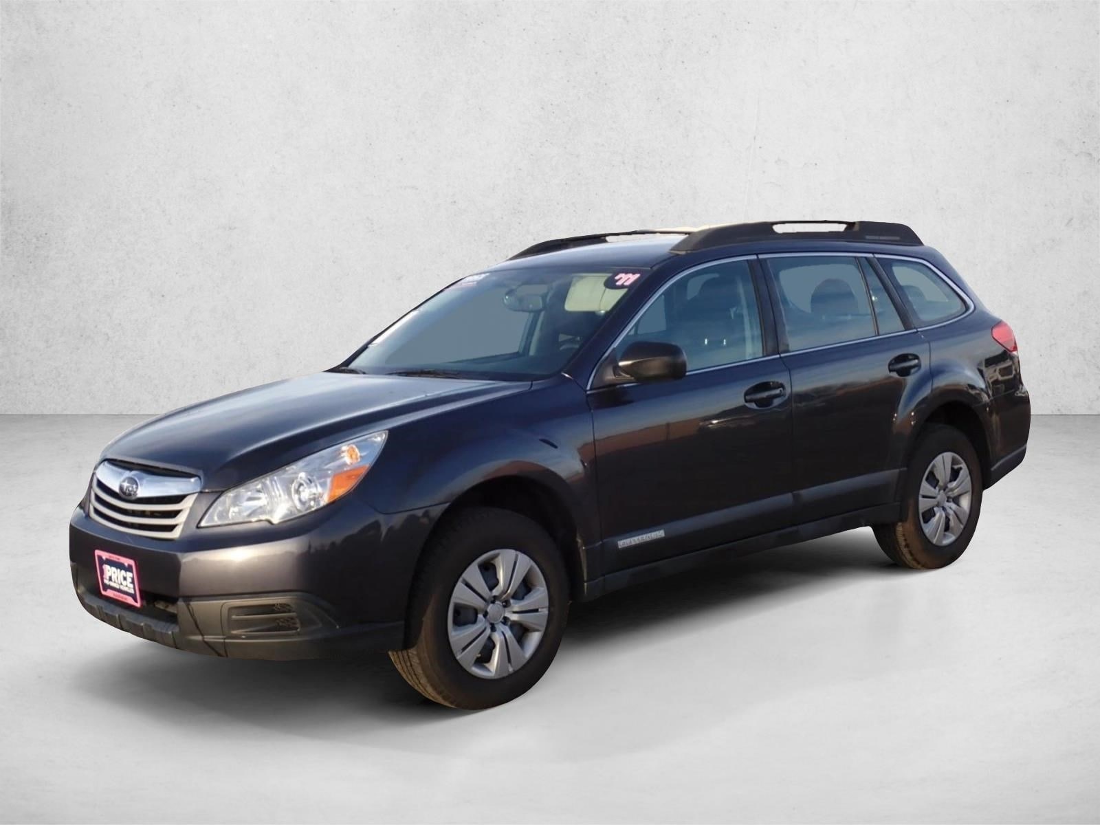 2011 Subaru Outback 2.5i's photo
