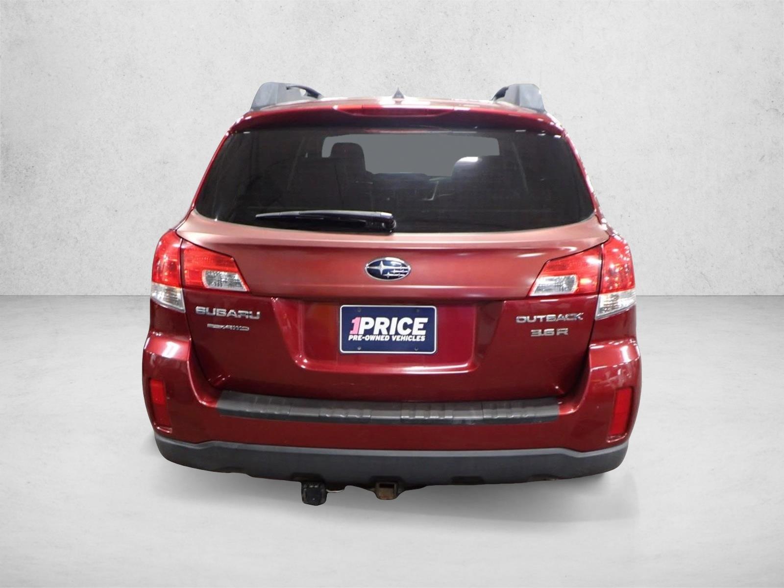 2012 Subaru Outback 3.6R Limited photo 3