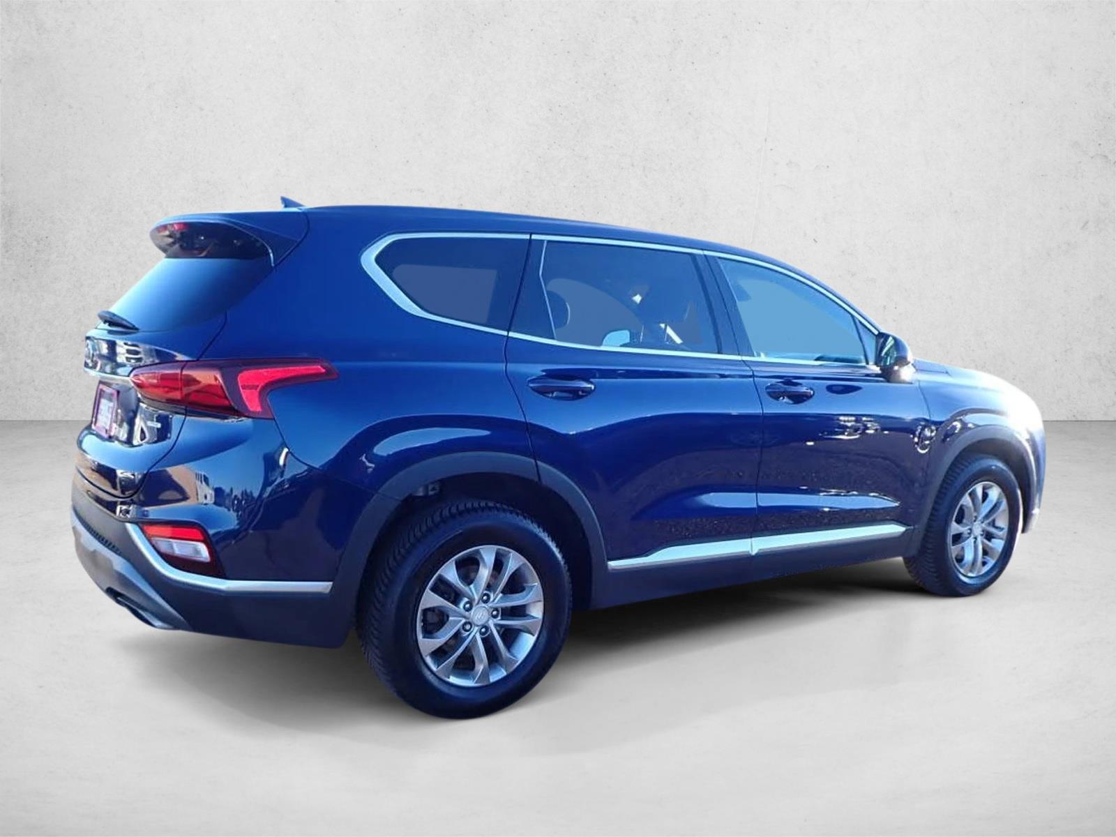 2020 Hyundai Santa Fe SEL photo 4