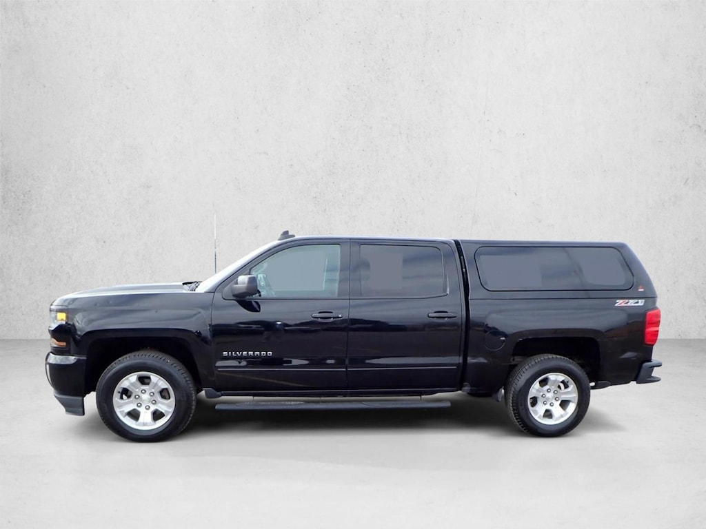Used 2017 Chevrolet Silverado 1500 LT Truck Crew Cab