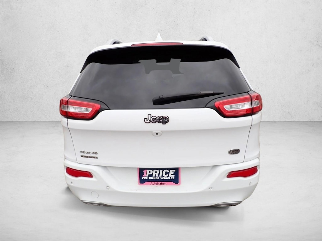 Used 2017 Jeep Cherokee Overland SUV