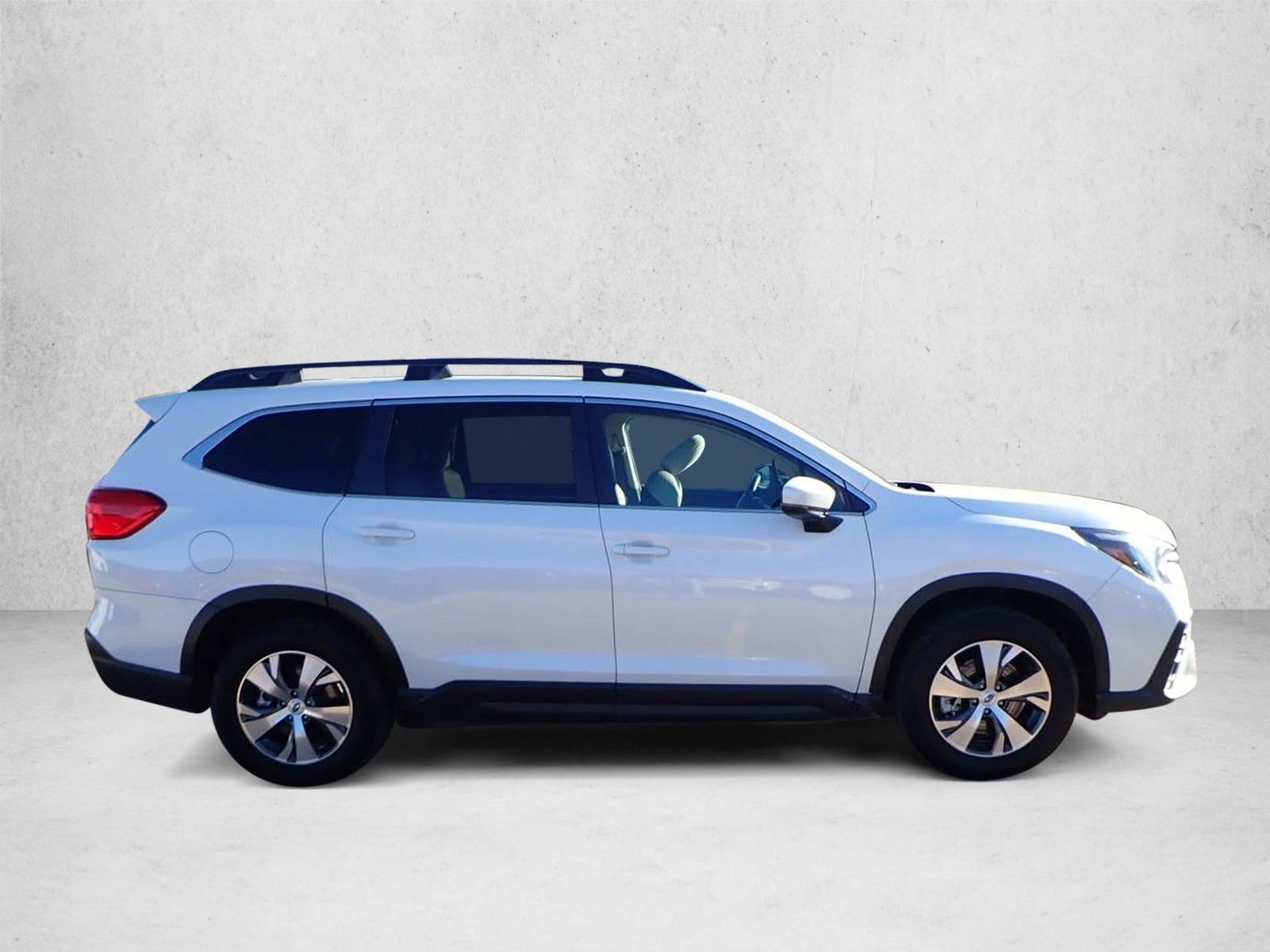 2024 Subaru Ascent Premium photo 4