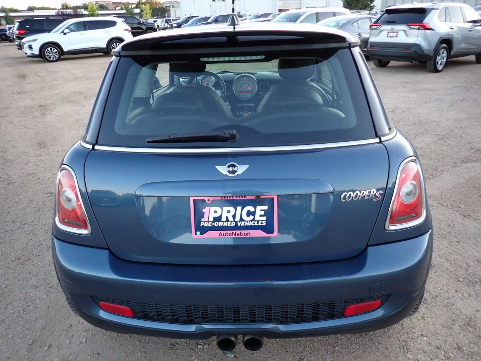 2010 Mini Cooper Hardtop S photo 3