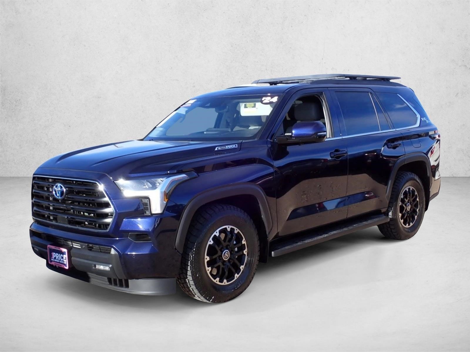 2024 Toyota Sequoia SR5's photo