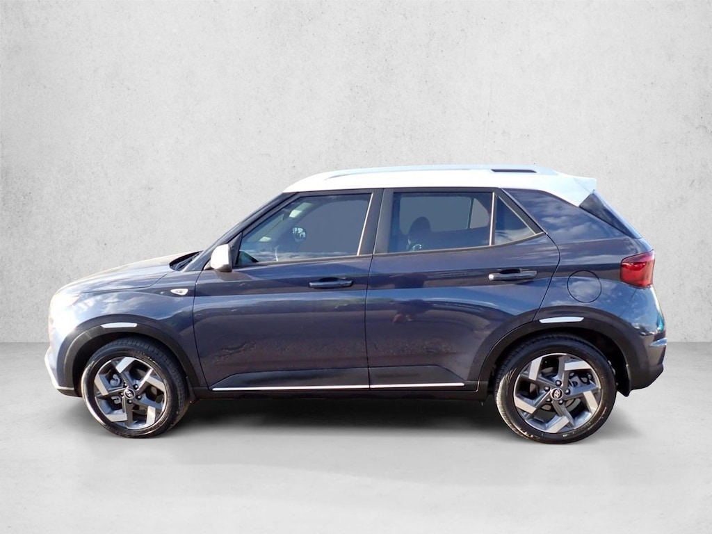 Used 2026 Hyundai Venue SEL SUV