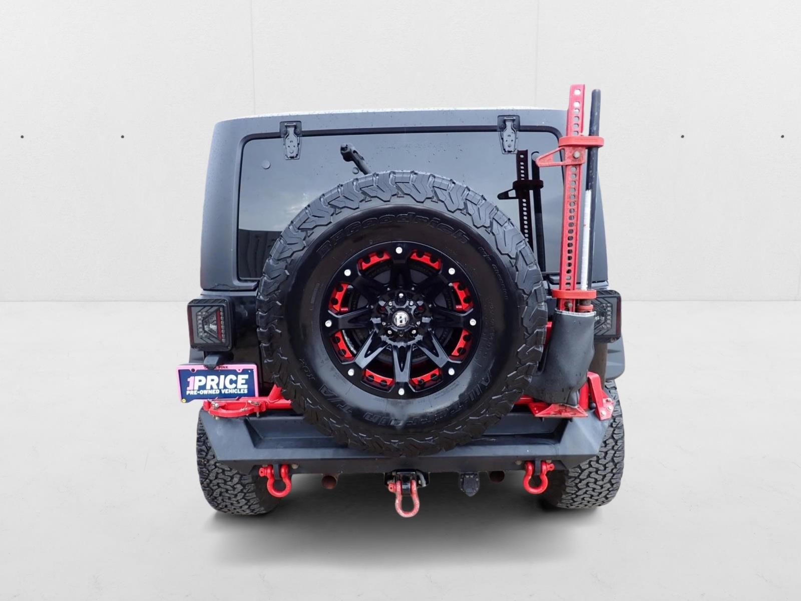2014 Jeep Wrangler Rubicon photo 3