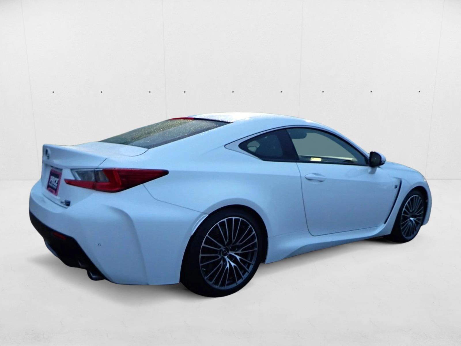 2015 Lexus RC F photo 4