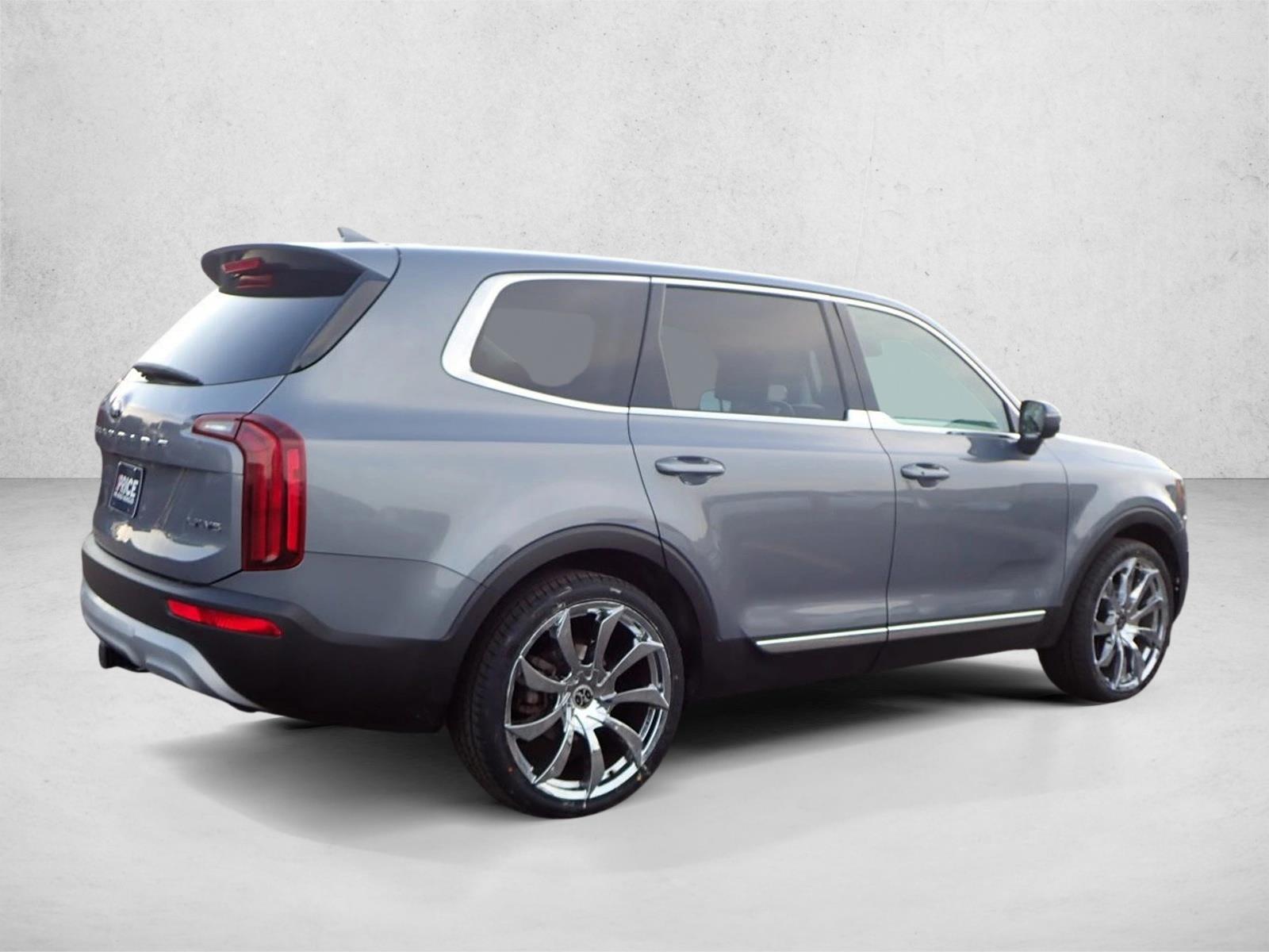 2021 Kia Telluride LX photo 4
