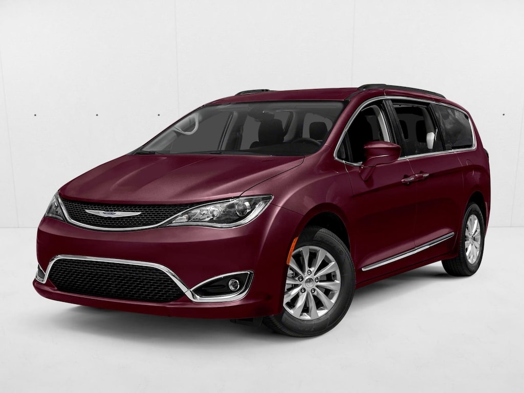 Used 2018 Chrysler Pacifica Touring L Van