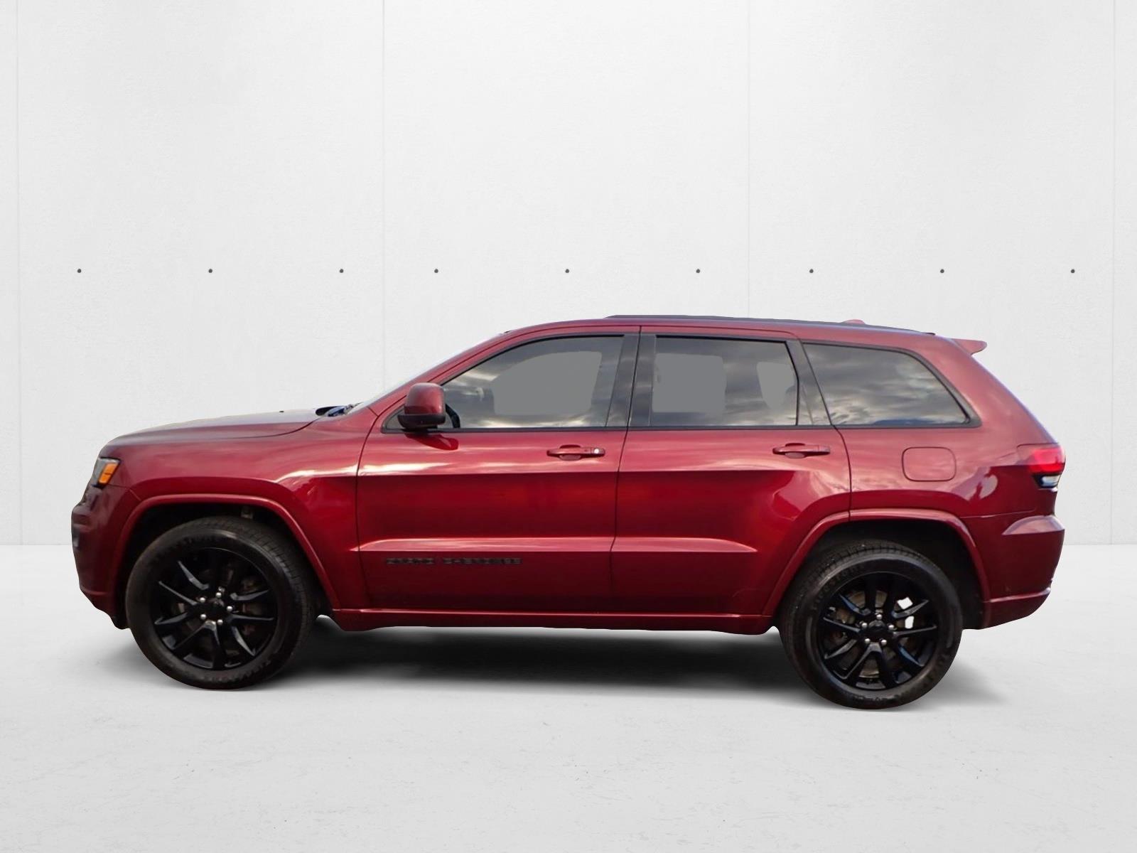 2018 Jeep Grand Cherokee Altitude photo 2
