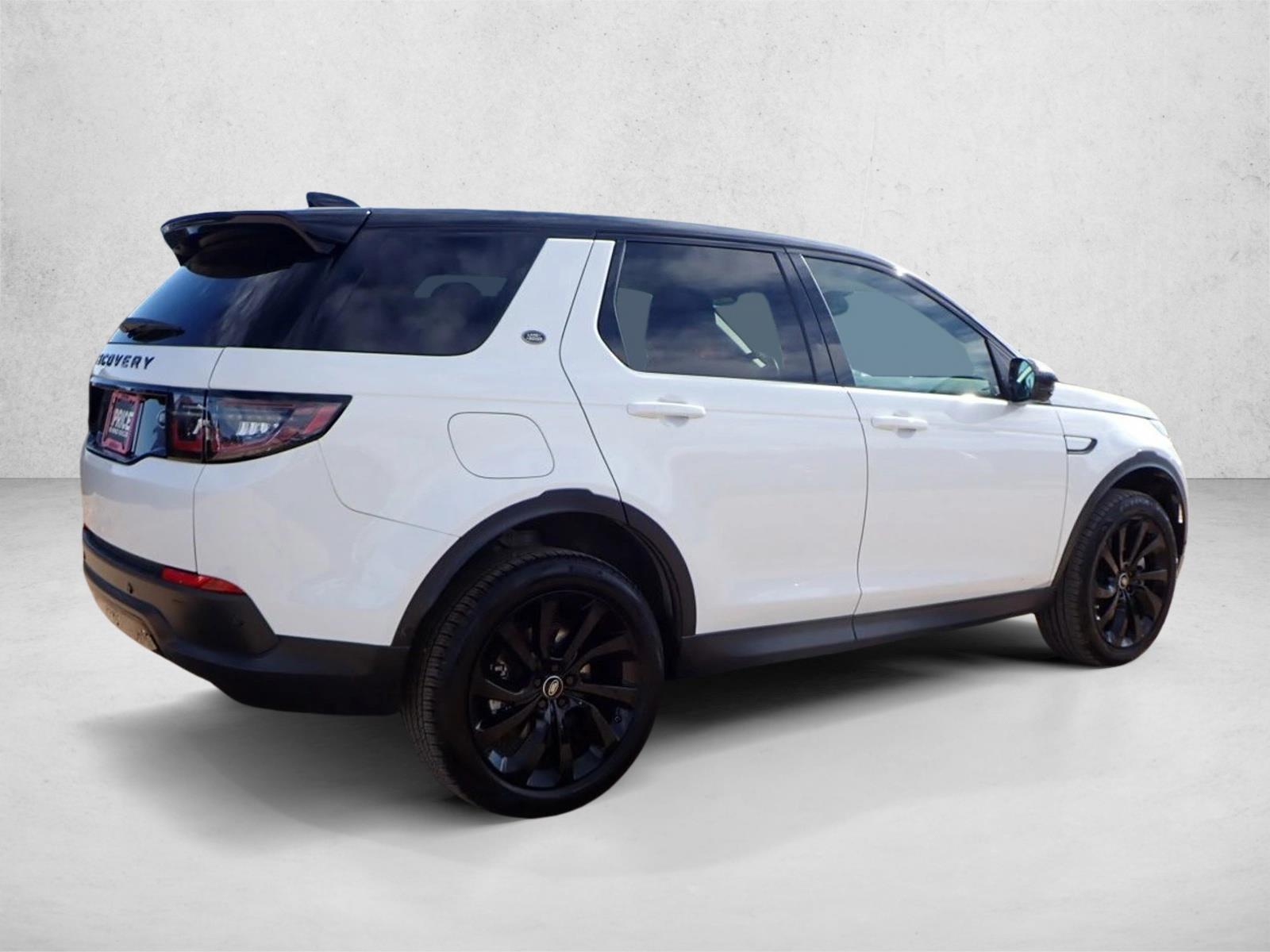 2021 Land Rover Discovery Sport S photo 4