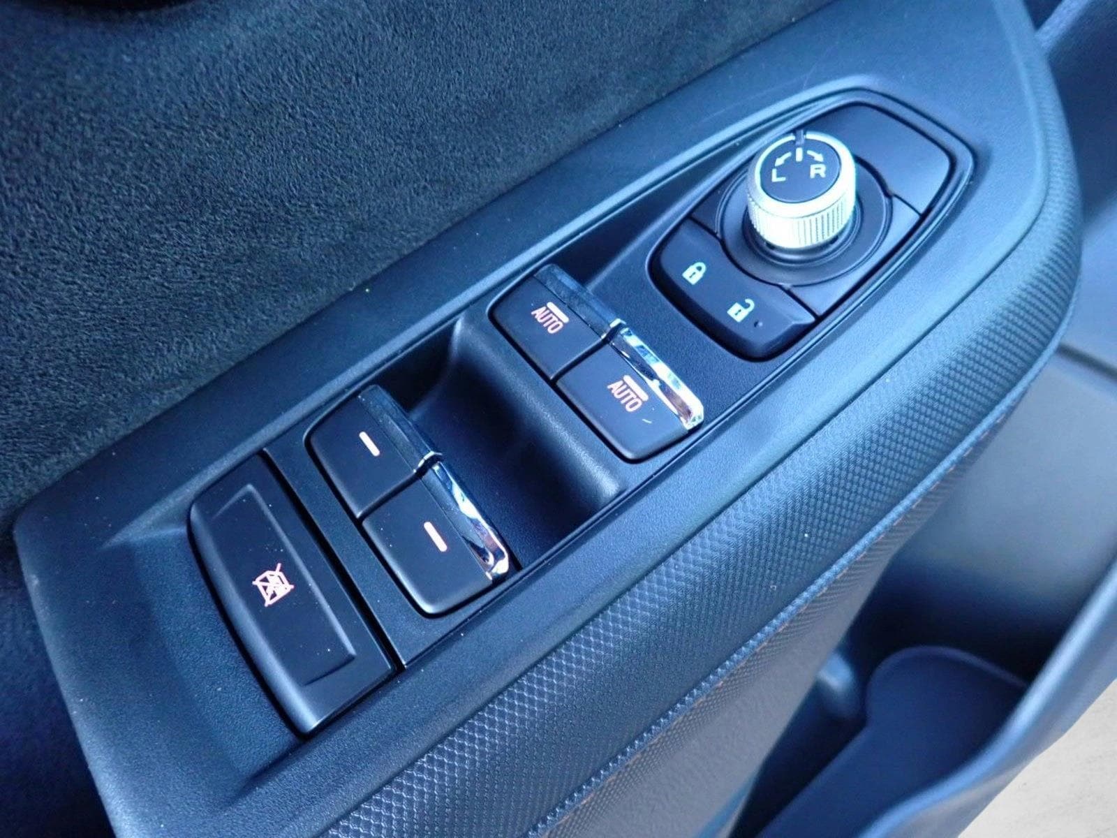 2025 Subaru Forester Touring - Photo 18