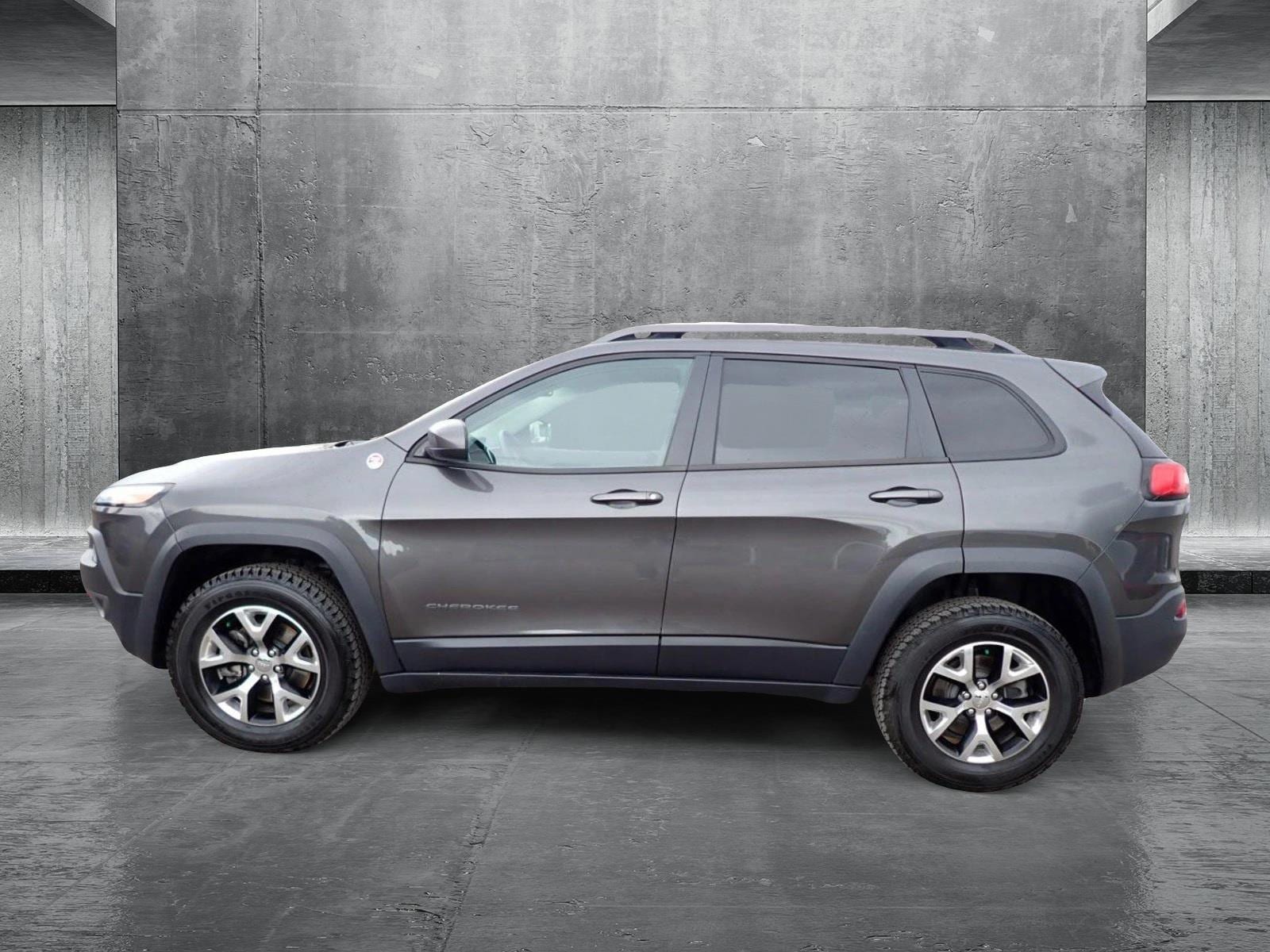 Used 2014 Jeep Cherokee Trailhawk with VIN 1C4PJMBS2EW280641 for sale in Centennial, CO