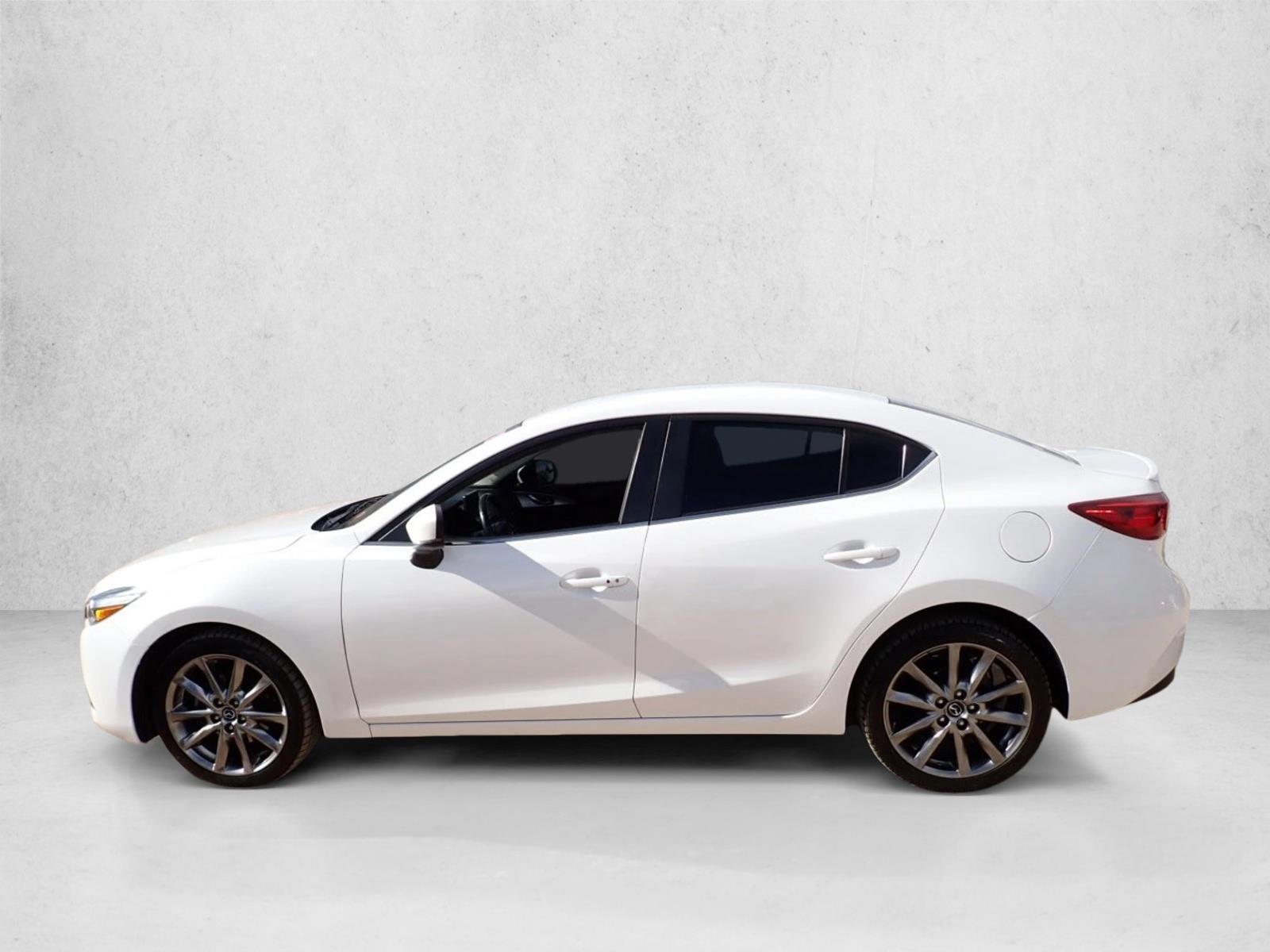 2018 Mazda Mazda3 Touring photo 2