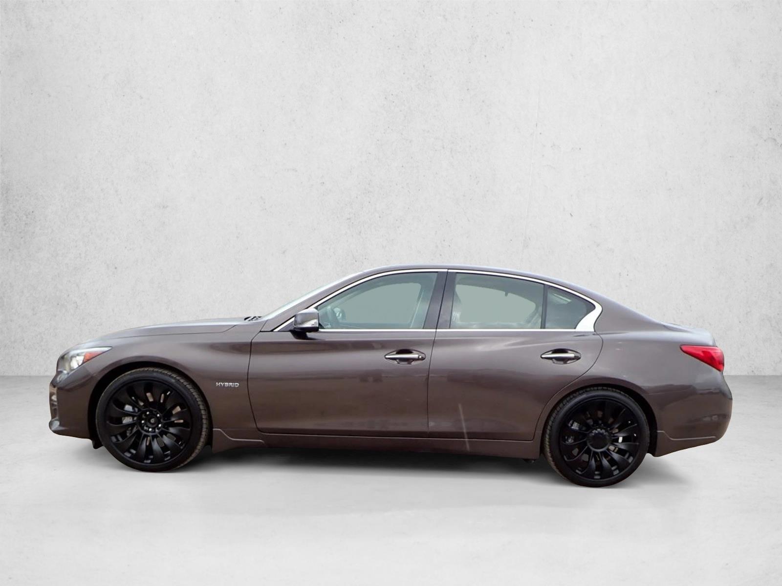 2015 Infiniti Q50 Hybrid Sport photo 2