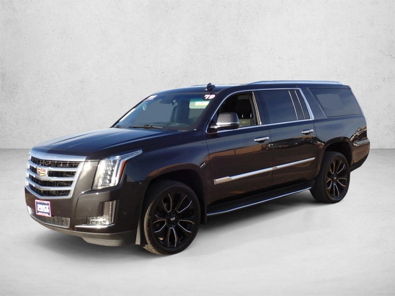 2019 Cadillac Escalade ESV Luxury's photo