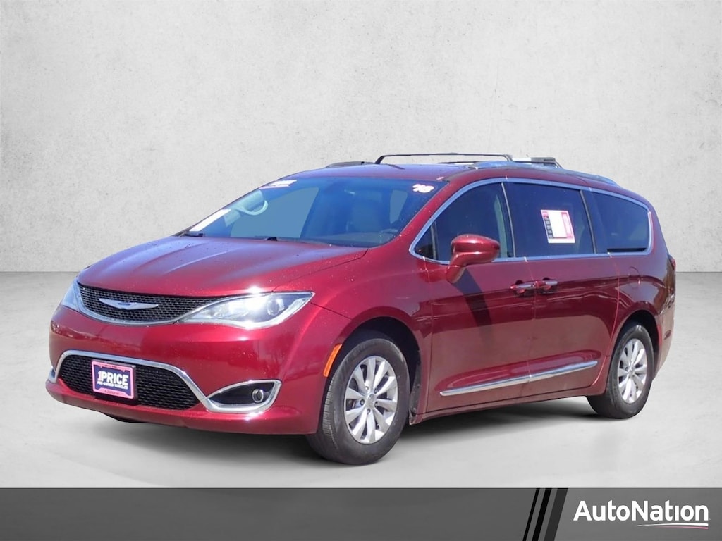 Used 2018 Chrysler Pacifica Touring L Van