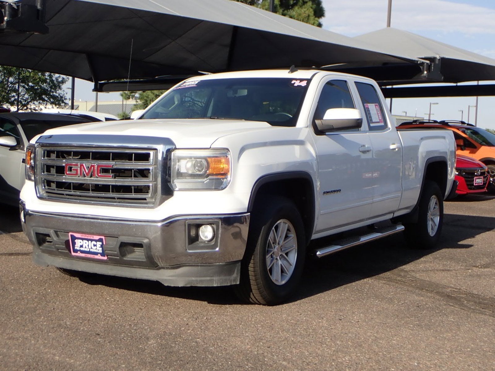 Used 2014 GMC Sierra 1500 SLE with VIN 1GTR1UEC1EZ131990 for sale in Centennial, CO