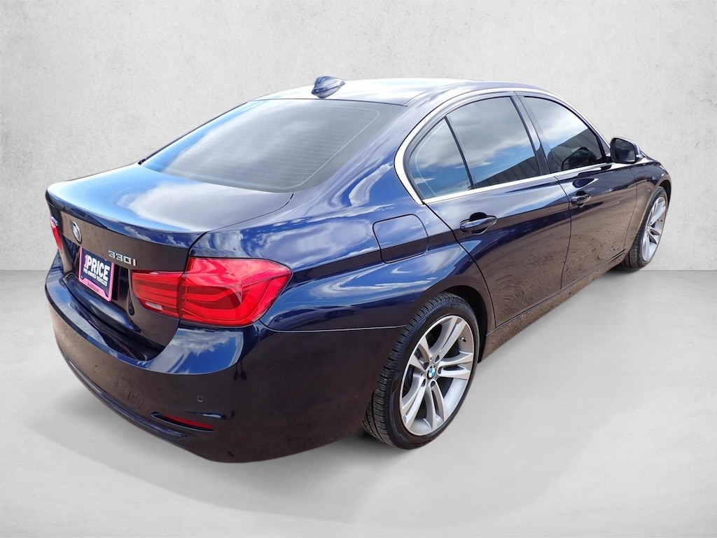 Used 2017 BMW 330i 330i xDrive Sedan