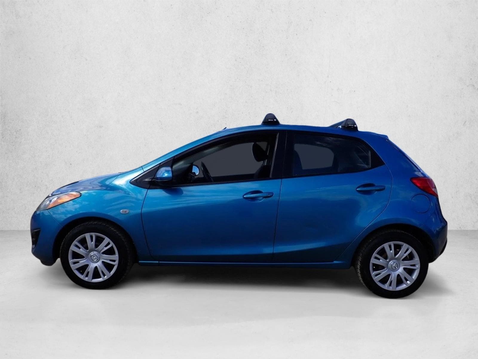 Used 2011 Mazda Mazda2 Sport with VIN JM1DE1HY2B0116063 for sale in Centennial, CO