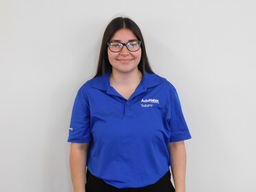 Staff member Bernice Ballez from ID_8c2ce9cf0b00