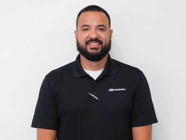Staff member Luis Grijalva from ID_f904c909f6f5