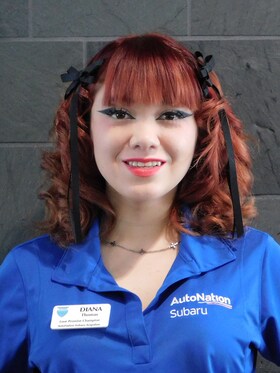 Staff member Diana Thomas from ID_f904c909f6f5