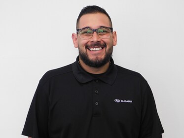 Staff member Daniel Ballez from ID_f904c909f6f5