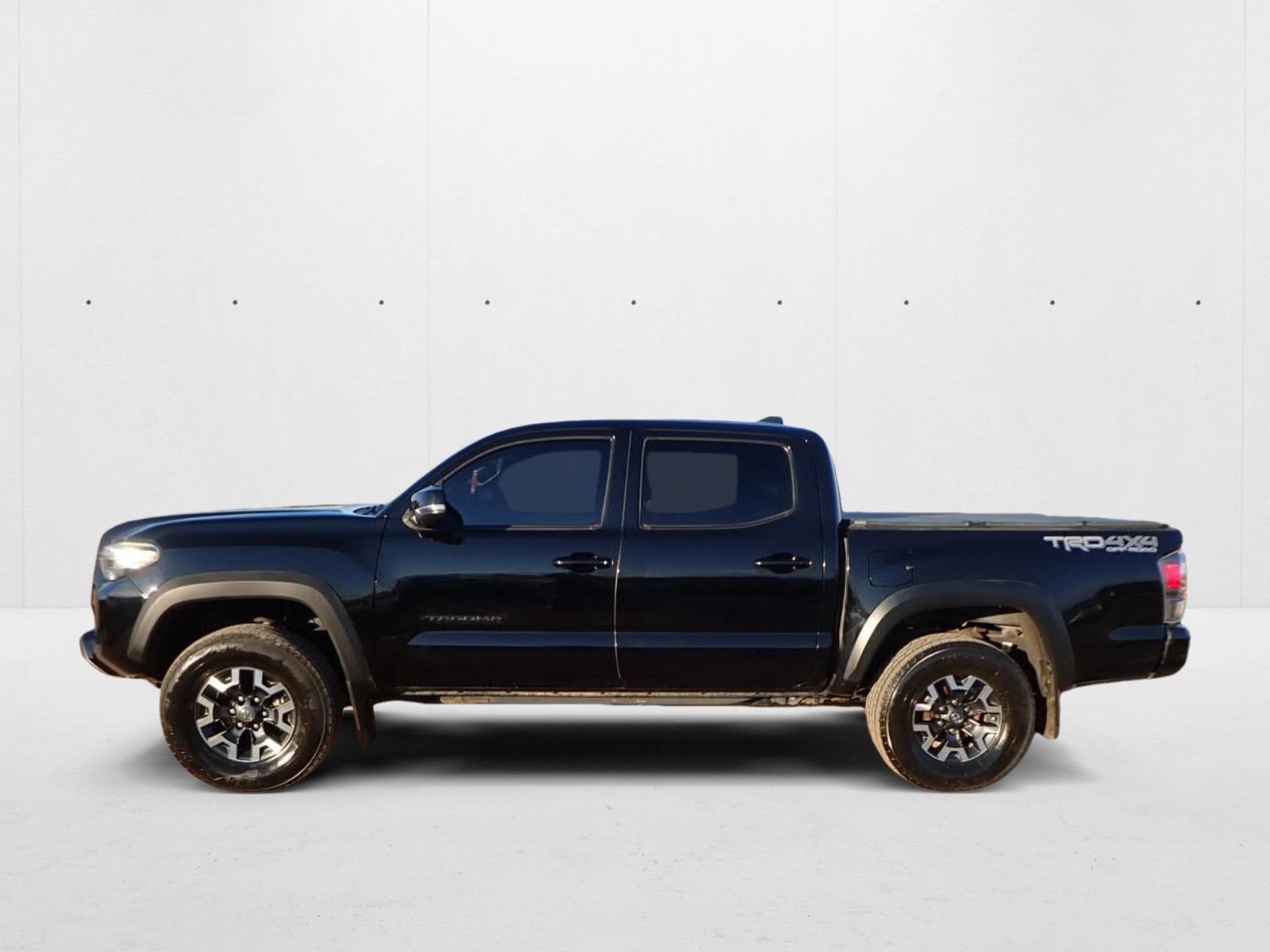 2020 Toyota Tacoma TRD photo 2