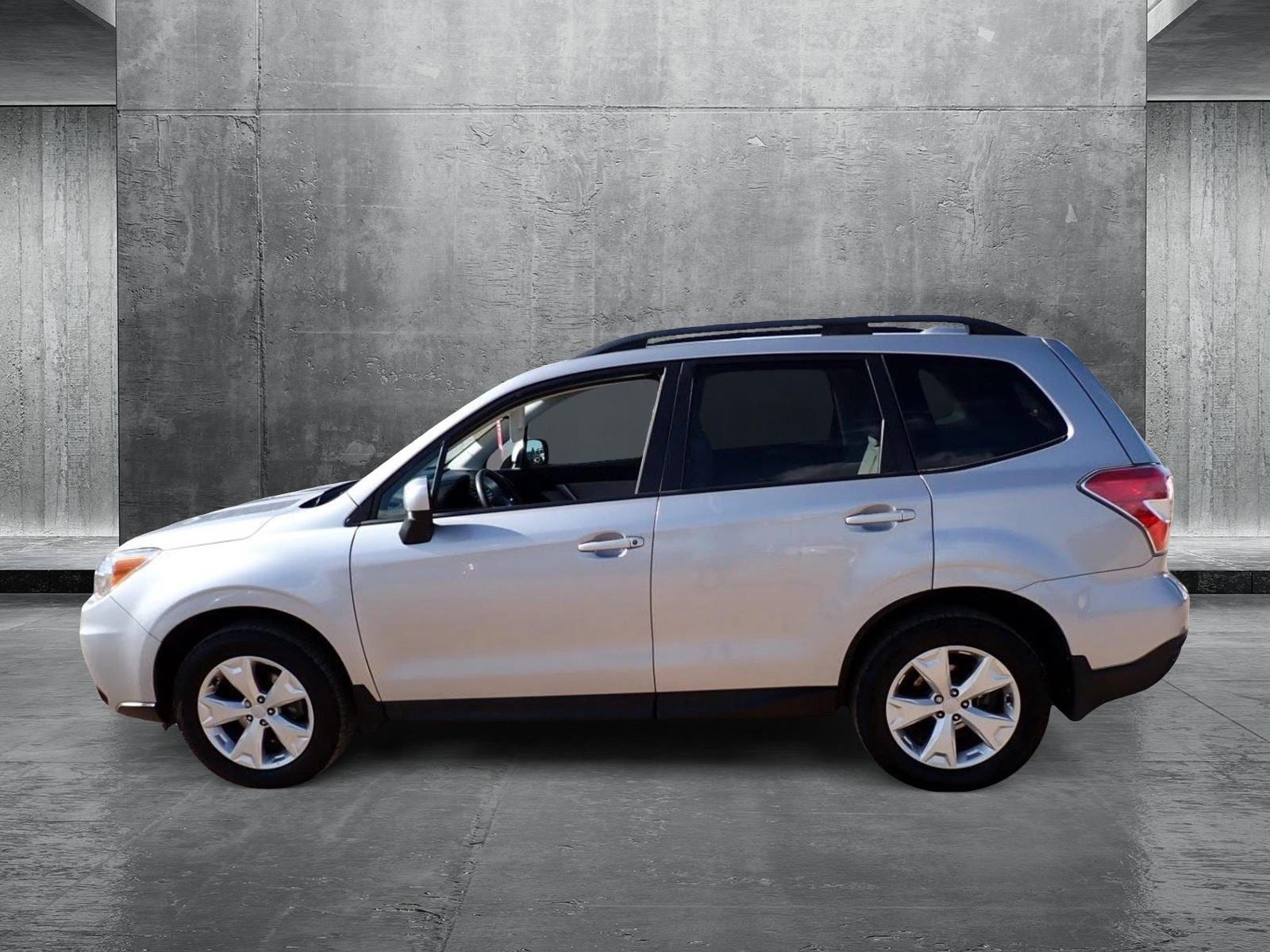Used 2016 Subaru Forester i Premium with VIN JF2SJAFC6GH436233 for sale in Centennial, CO
