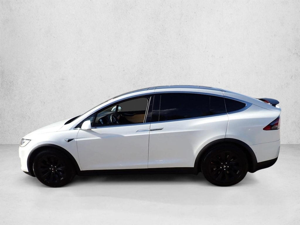 Used 2017 Tesla Model X 90D SUV