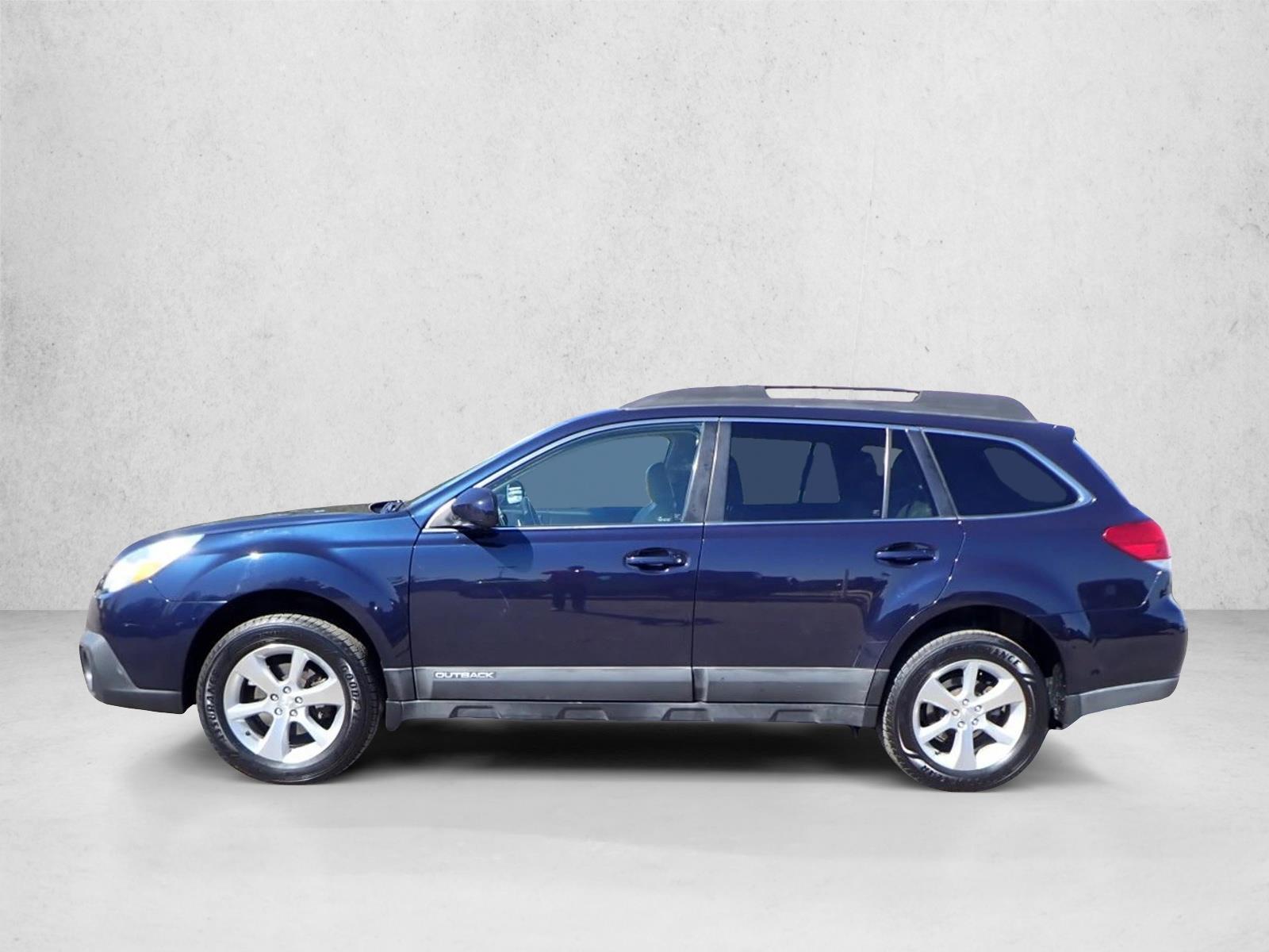 2014 Subaru Outback 2.5i Limited photo 2