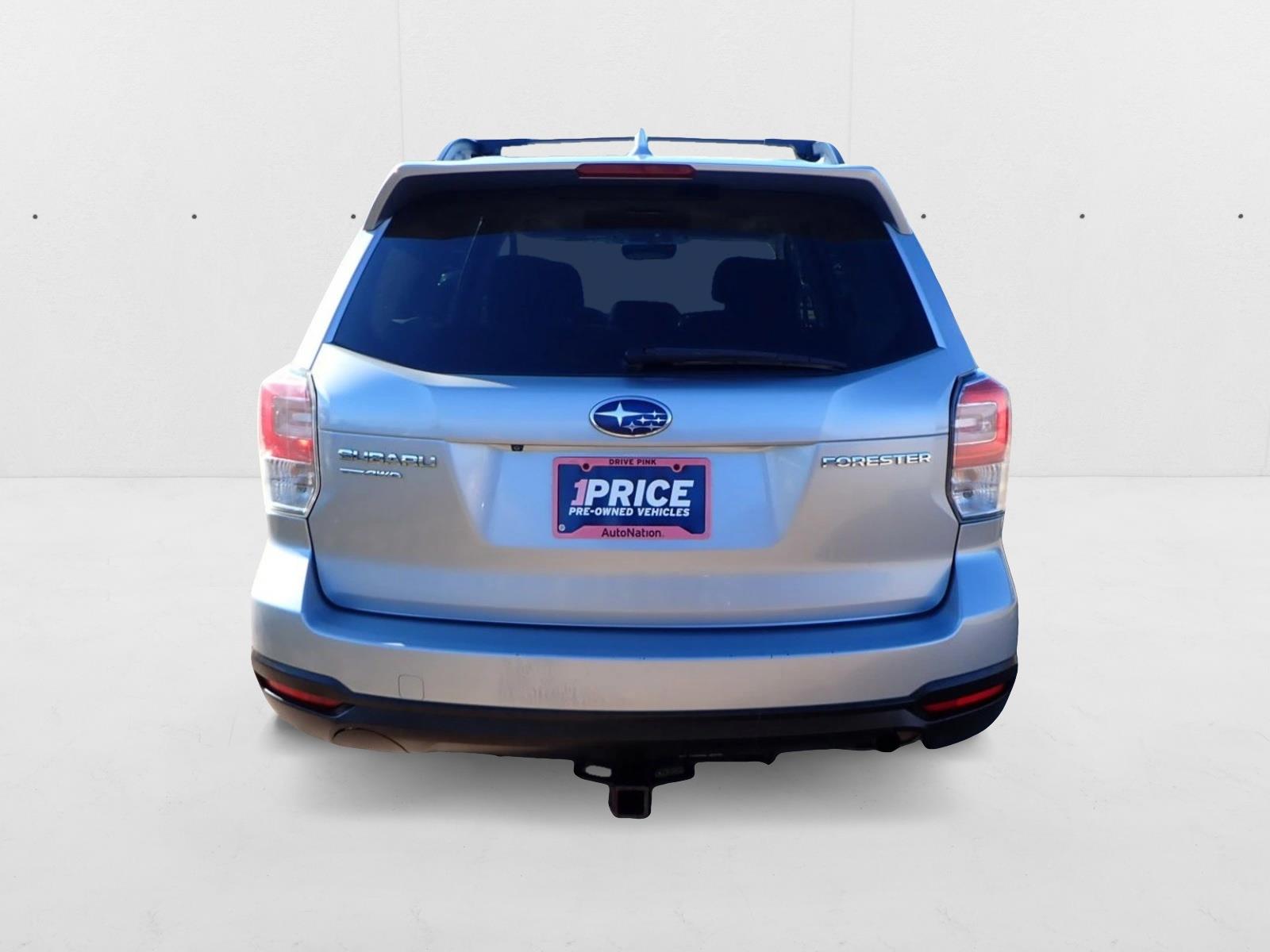 2018 Subaru Forester Premium photo 3