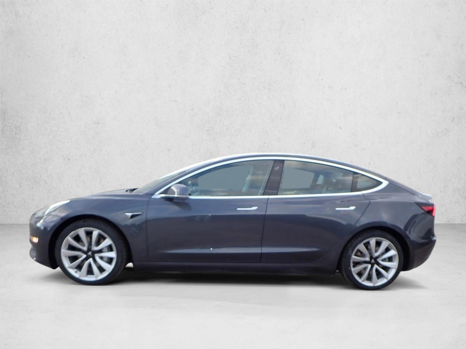 2018 Tesla Model 3 Long Range photo 2