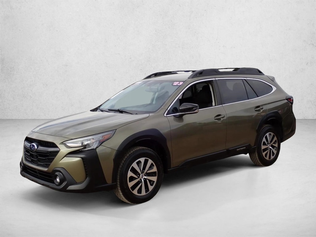 Used 2023 Subaru Outback Premium SUV