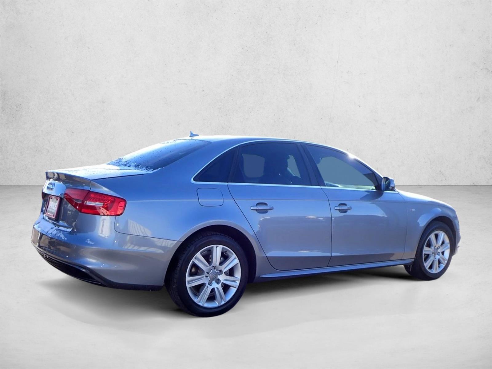 2015 Audi A4 Premium photo 4