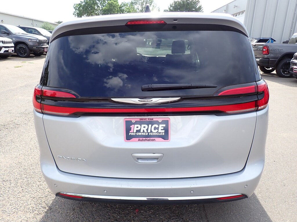 Used 2024 Chrysler Pacifica Touring L Van Passenger Van