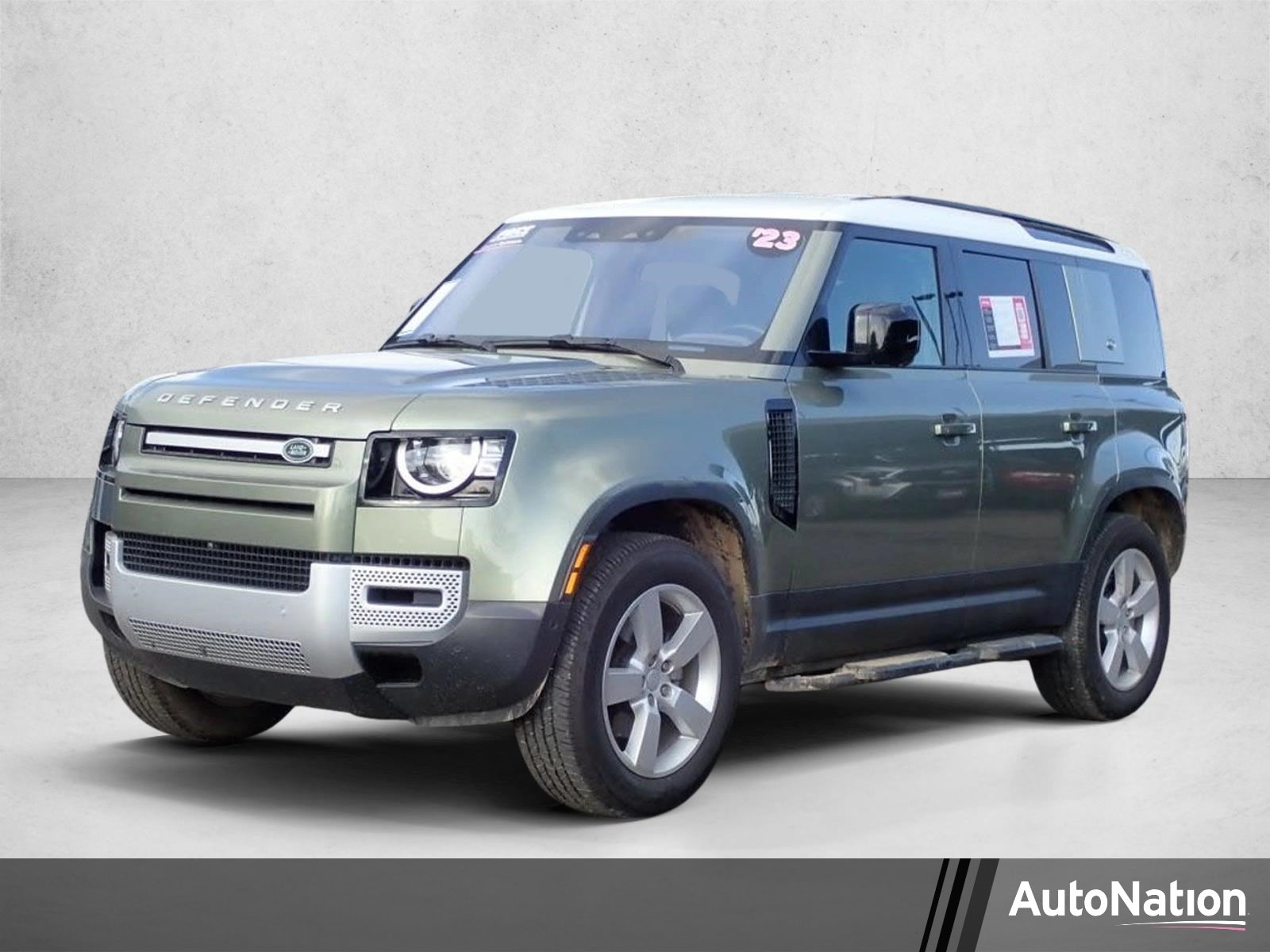 2023 Land Rover Defender S's photo
