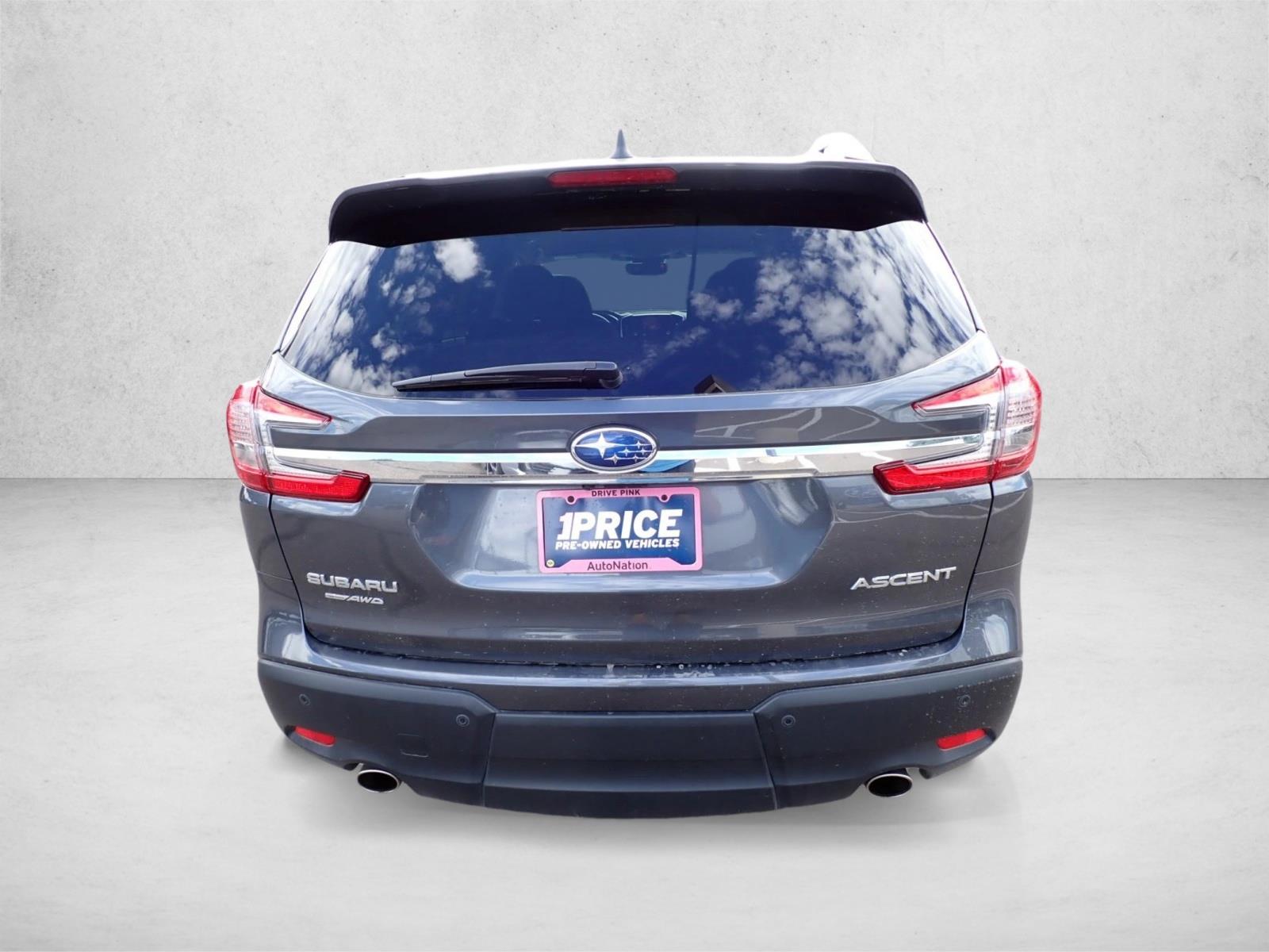 2024 Subaru Ascent Premium photo 3