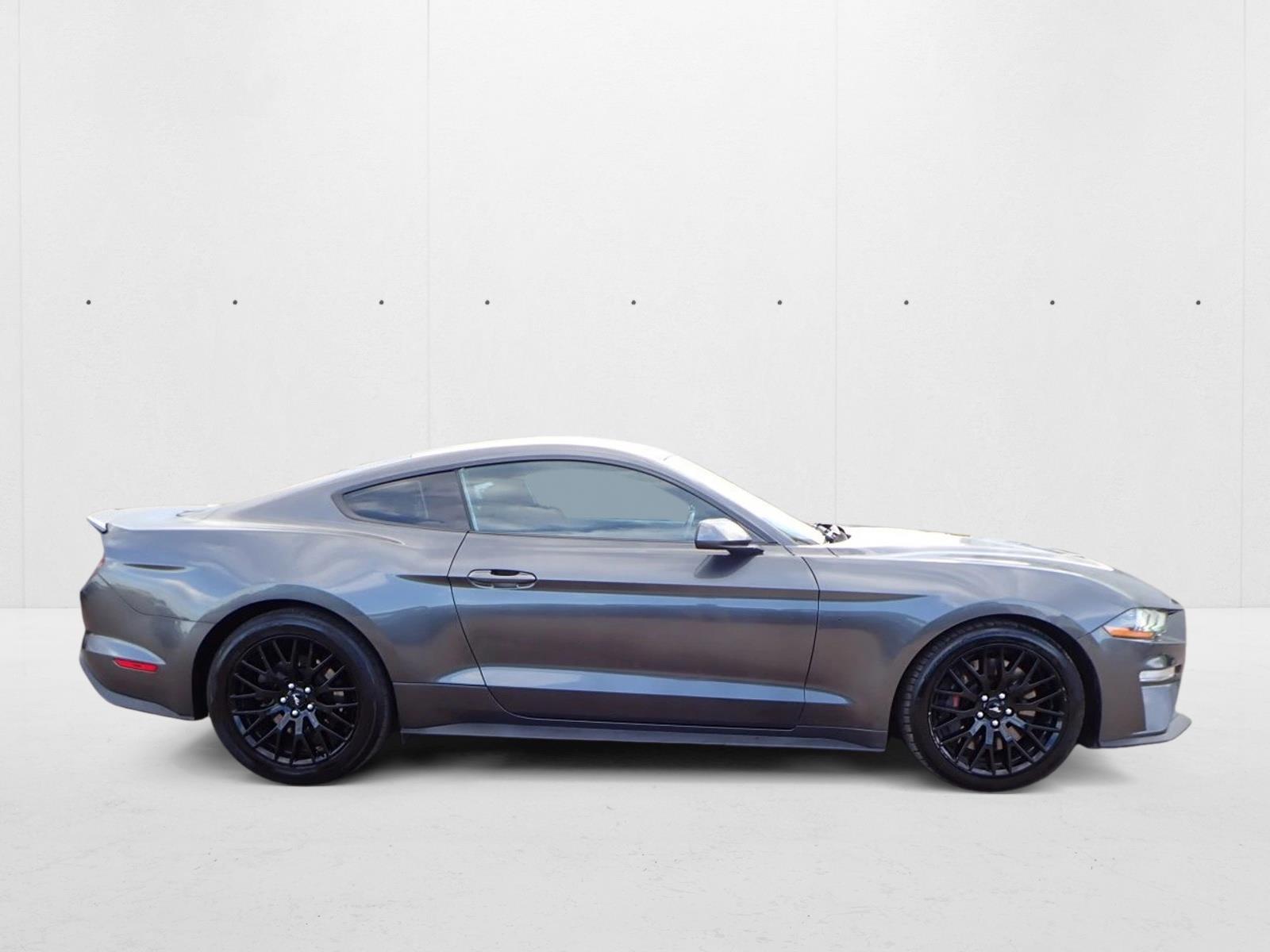 2018 Ford Mustang GT photo 4