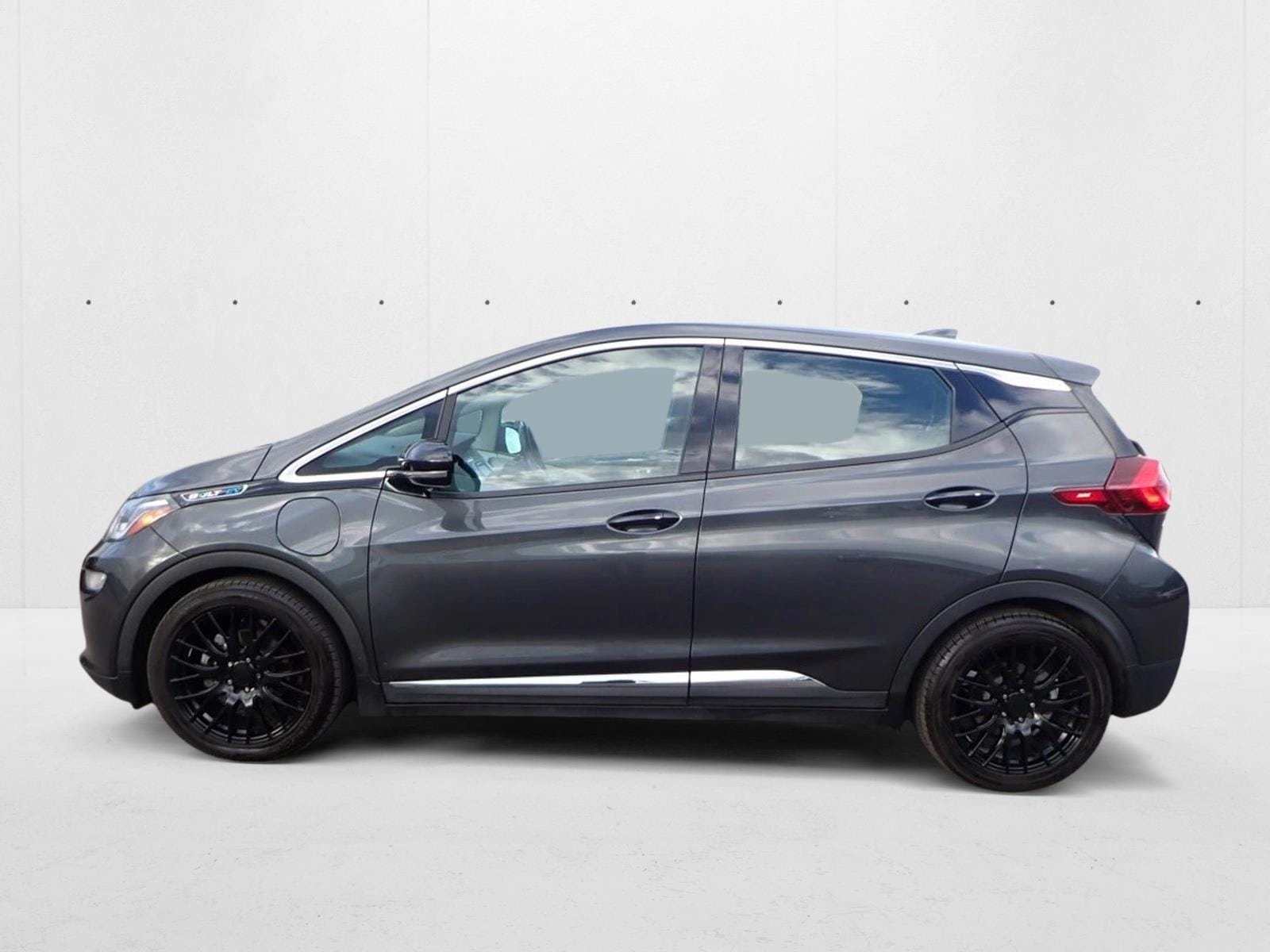 Used 2019 Chevrolet Bolt EV LT with VIN 1G1FY6S04K4114929 for sale in Centennial, CO
