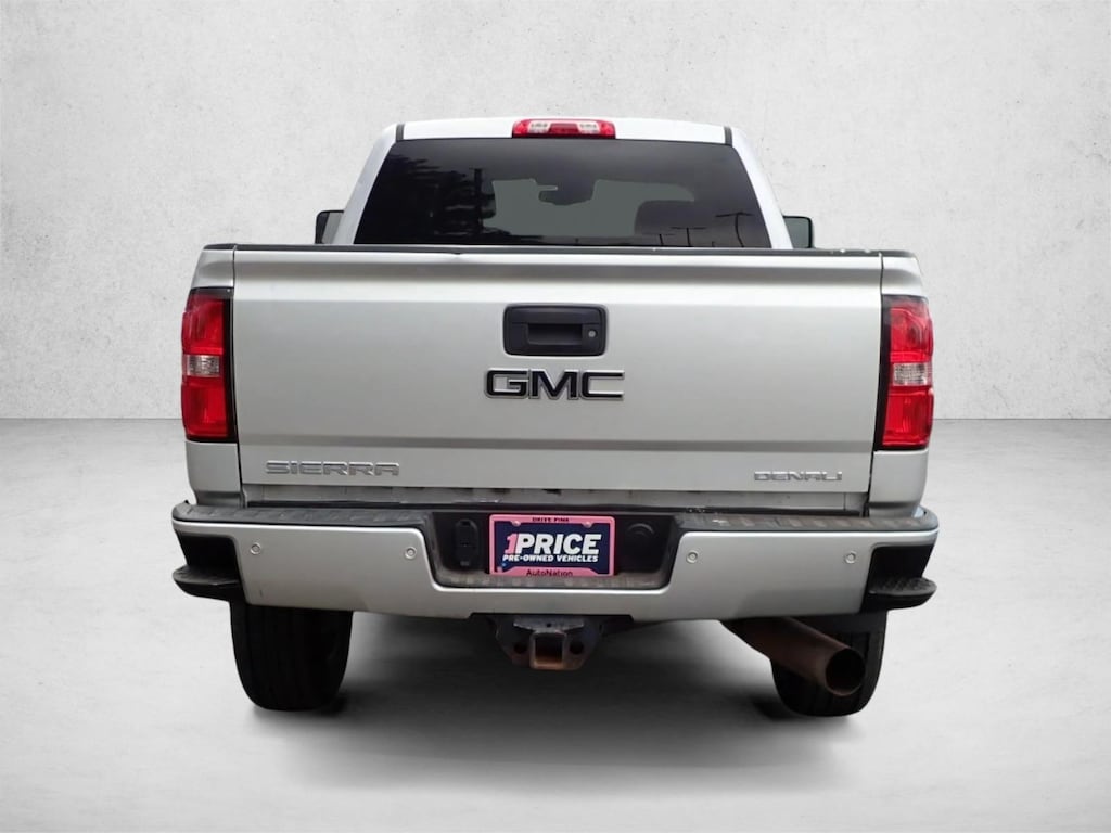 Used 2019 GMC Sierra 2500HD Denali Truck Crew Cab
