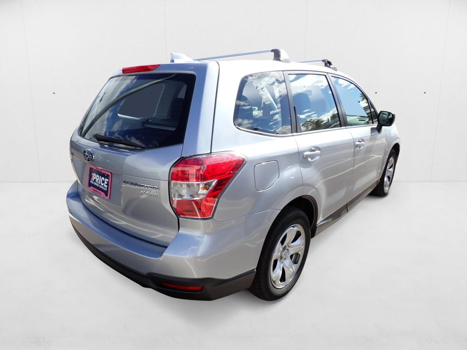2016 Subaru Forester 2.5i photo 4