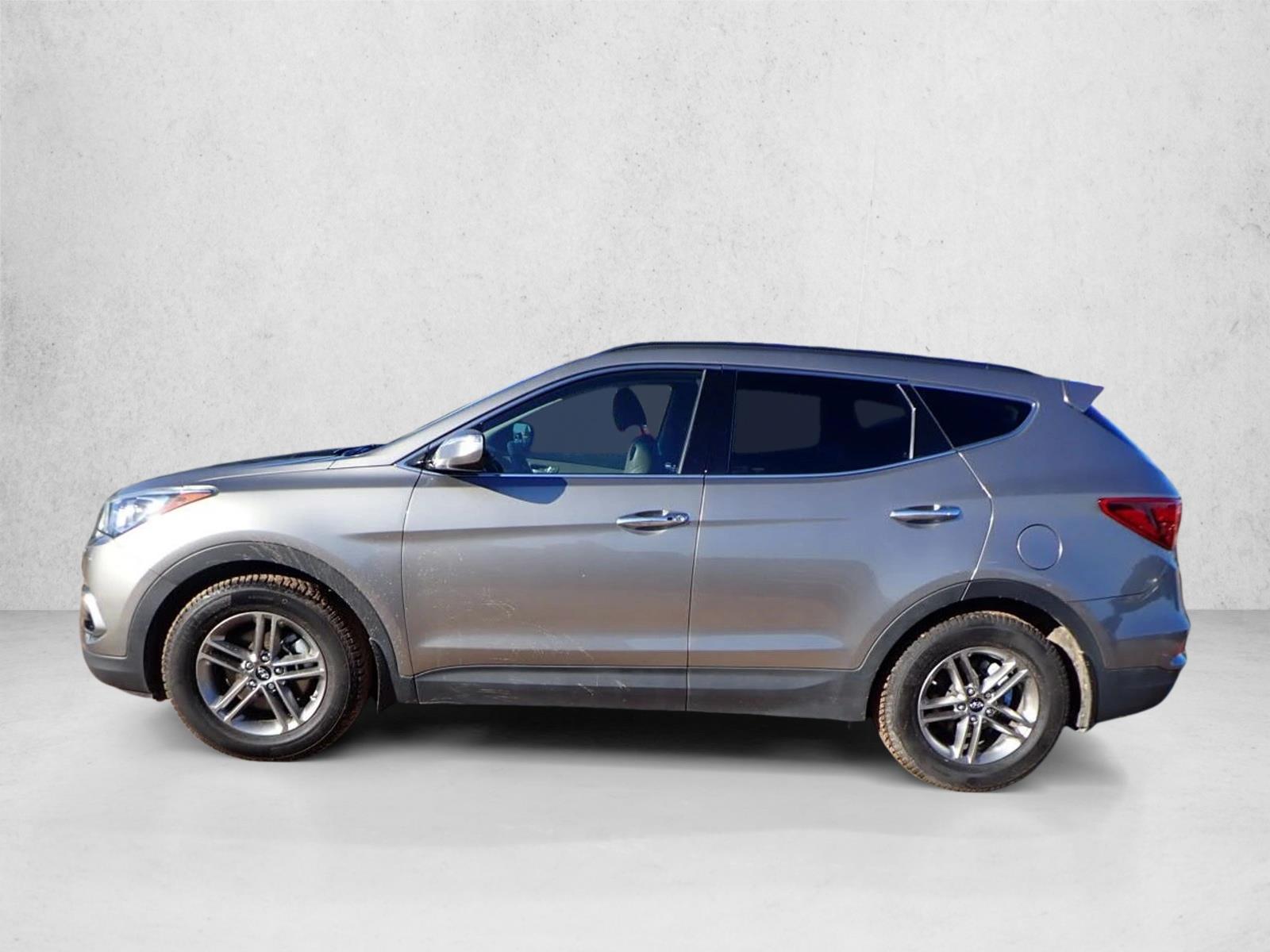 2017 Hyundai Santa Fe Sport photo 2