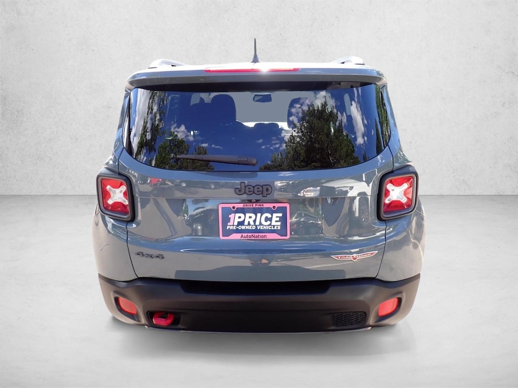 Used 2016 Jeep Renegade Trailhawk SUV