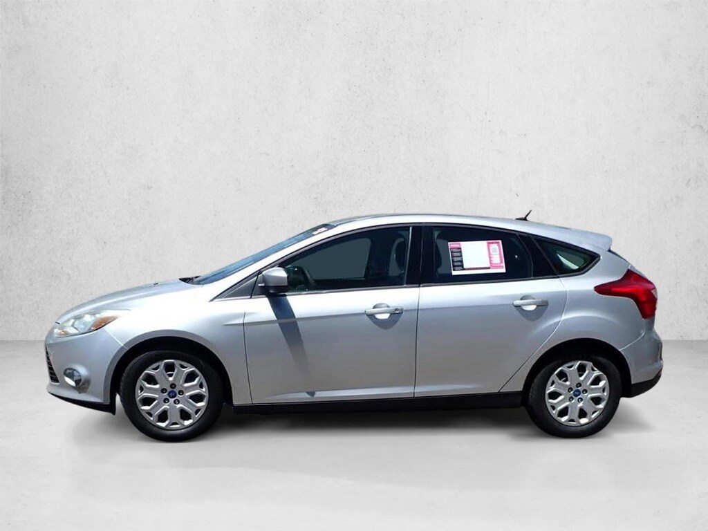 Used 2012 Ford Focus SE Hatchback