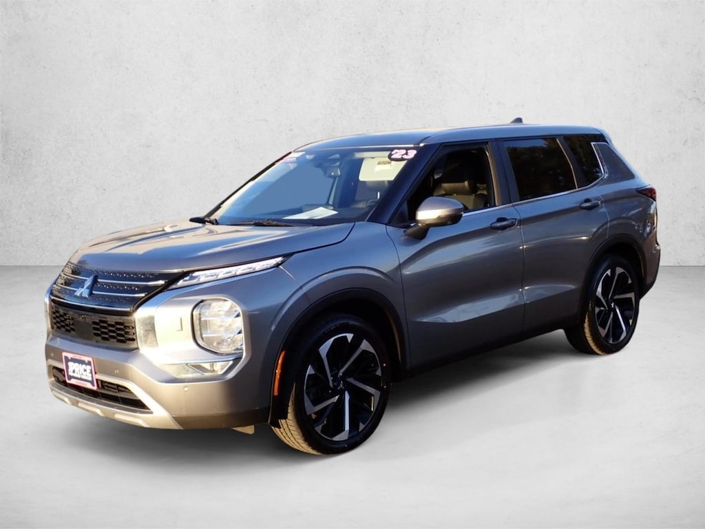 Used 2024 Mitsubishi Outlander SE SUV