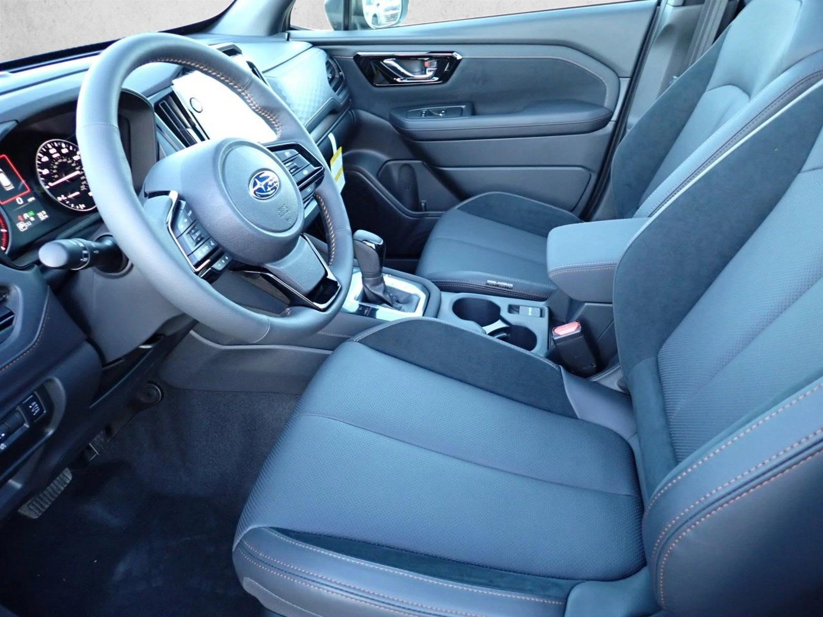 2025 Subaru Forester Touring - Photo 12